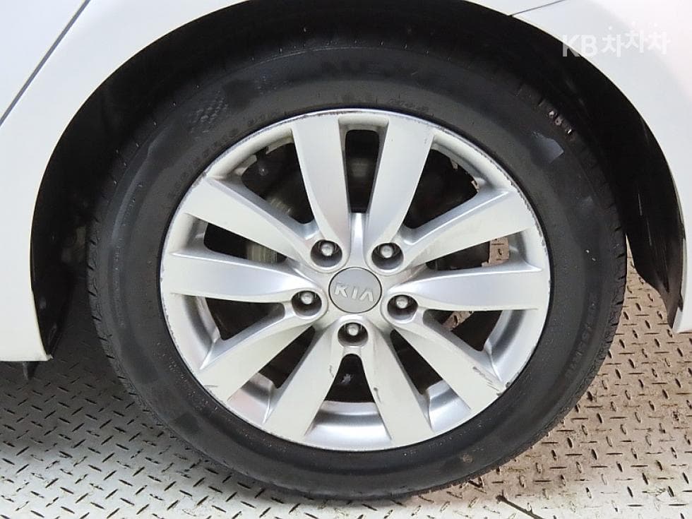 Kia K3Prestige - 20