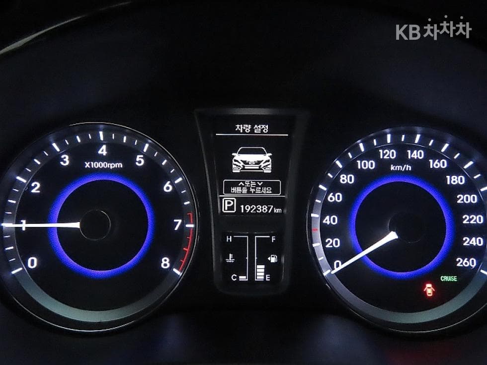 Hyundai Grandeur (Azera)HGHG240 Modern - 8
