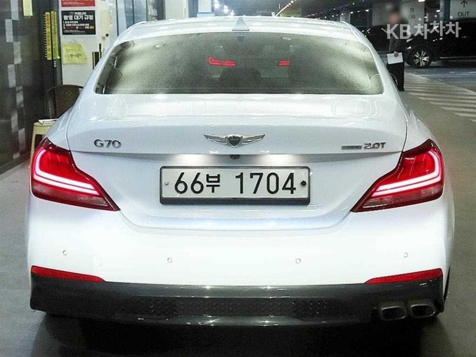 Genesis G702.0T AWD Elite - 5