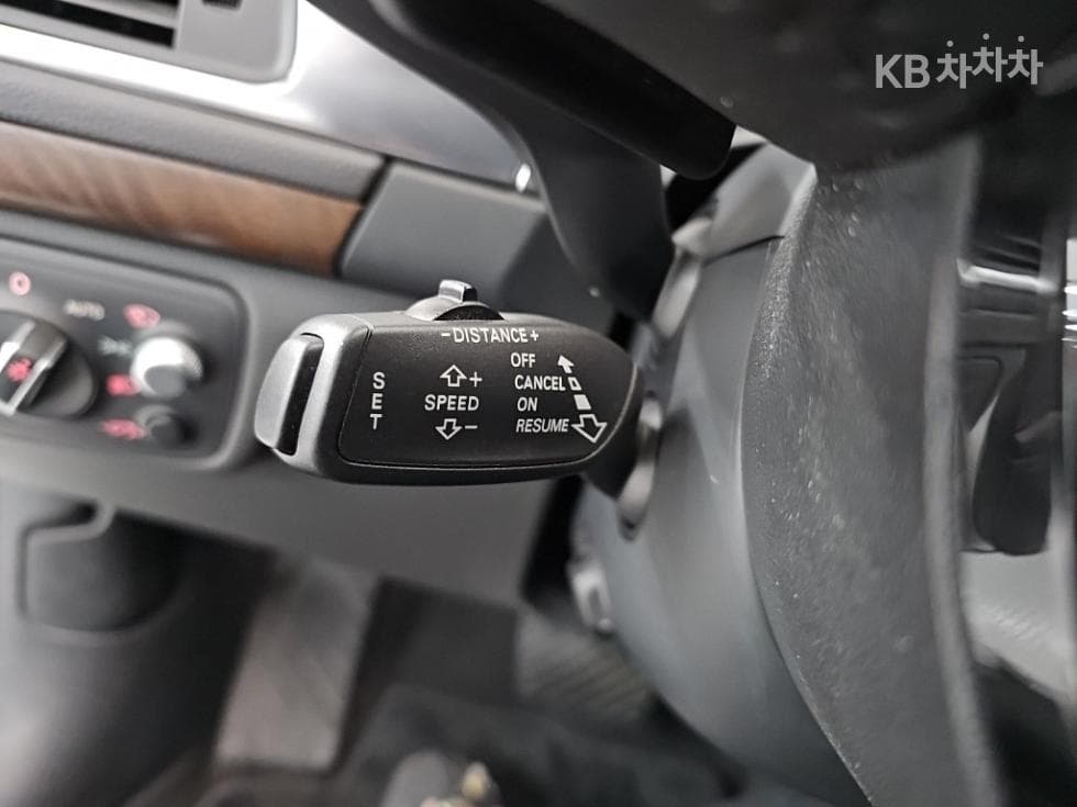 Audi A755 Turbo Diesel Injection 콰트로 Dynamic 4G - 10