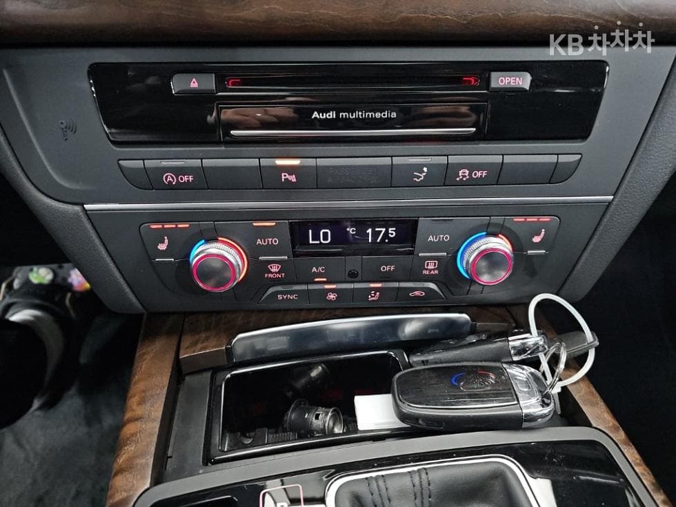 Audi A755 Turbo Diesel Injection 콰트로 Dynamic 4G - 14