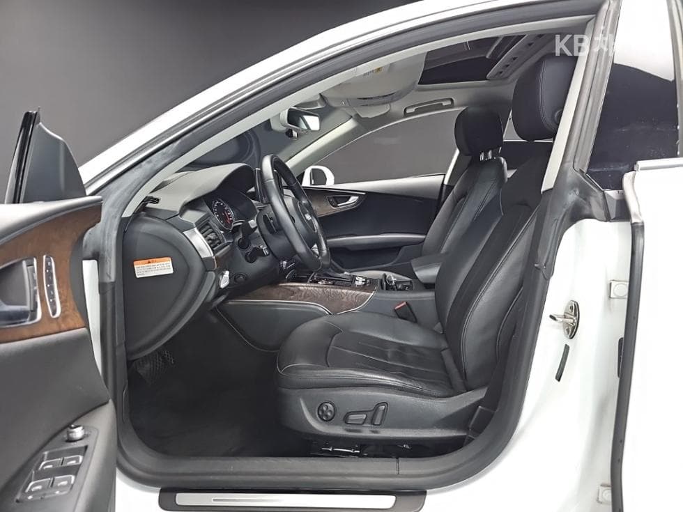 Audi A755 Turbo Diesel Injection 콰트로 Dynamic 4G - 21