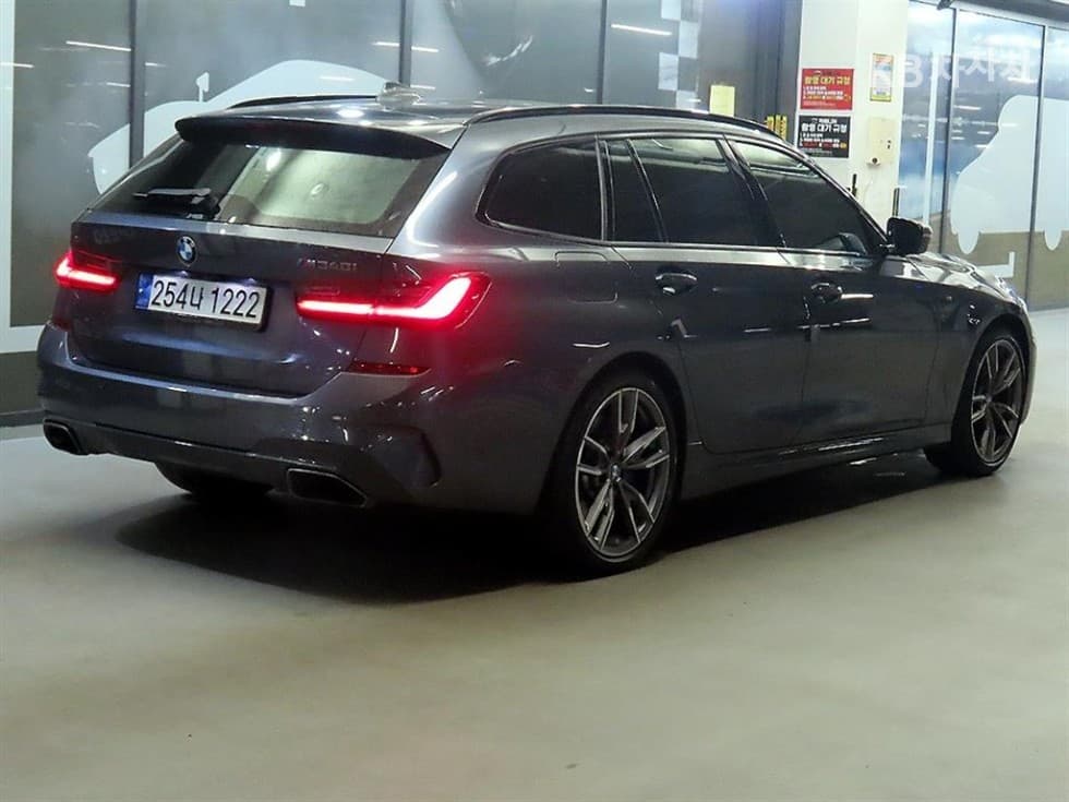 BMW 3 Series (G20)M340i Touring xDrive Standard - 4