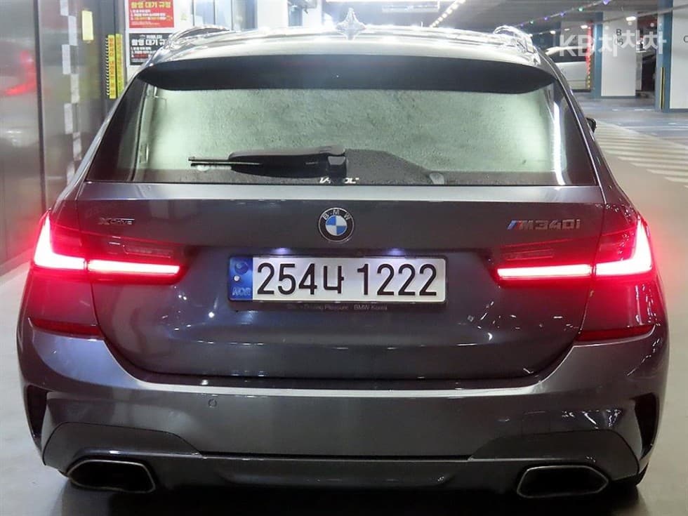 BMW 3 Series (G20)M340i Touring xDrive Standard - 5