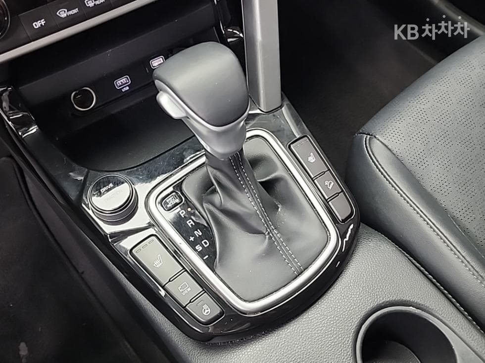 Kia Seltos1.6 Gasoline Turbo 2WD Trendy - 8