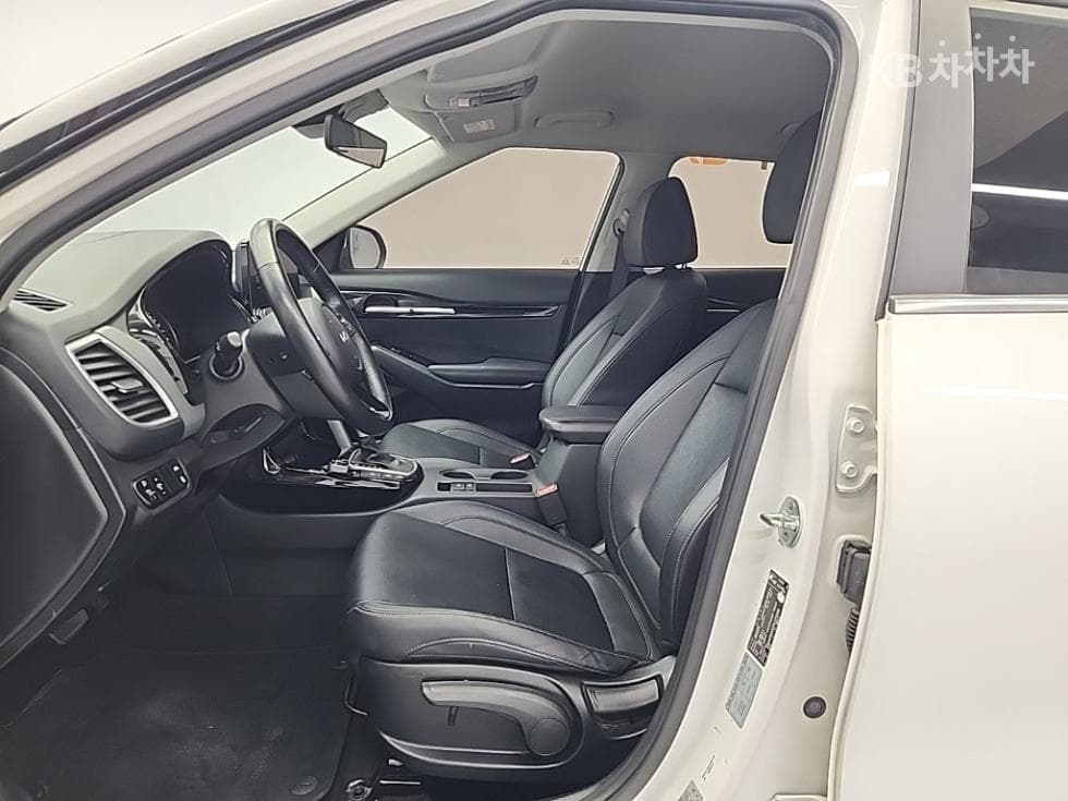 Kia Seltos1.6 Gasoline Turbo 2WD Trendy - 11