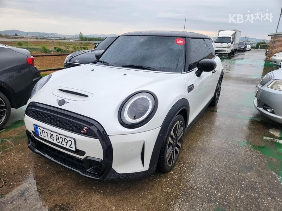 Mini Cooper 3도어 S 2.0 Classic Standard - Image 1