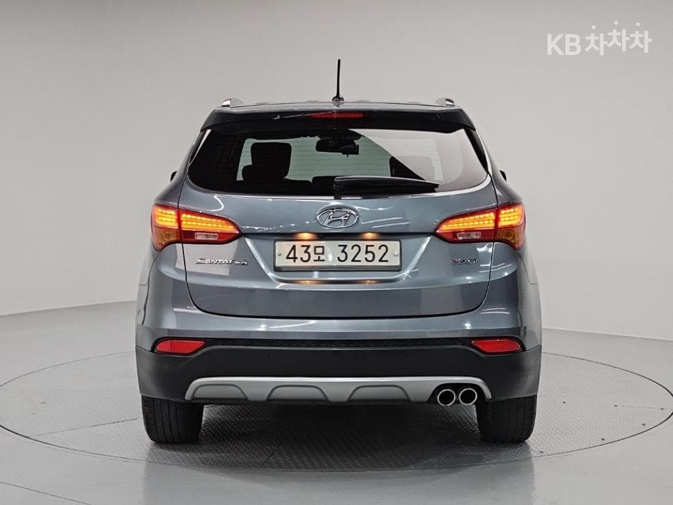 Hyundai Santa Fe DMHyundai R-engine 2.0 diesel 2WD PREMIUM Standard - 3