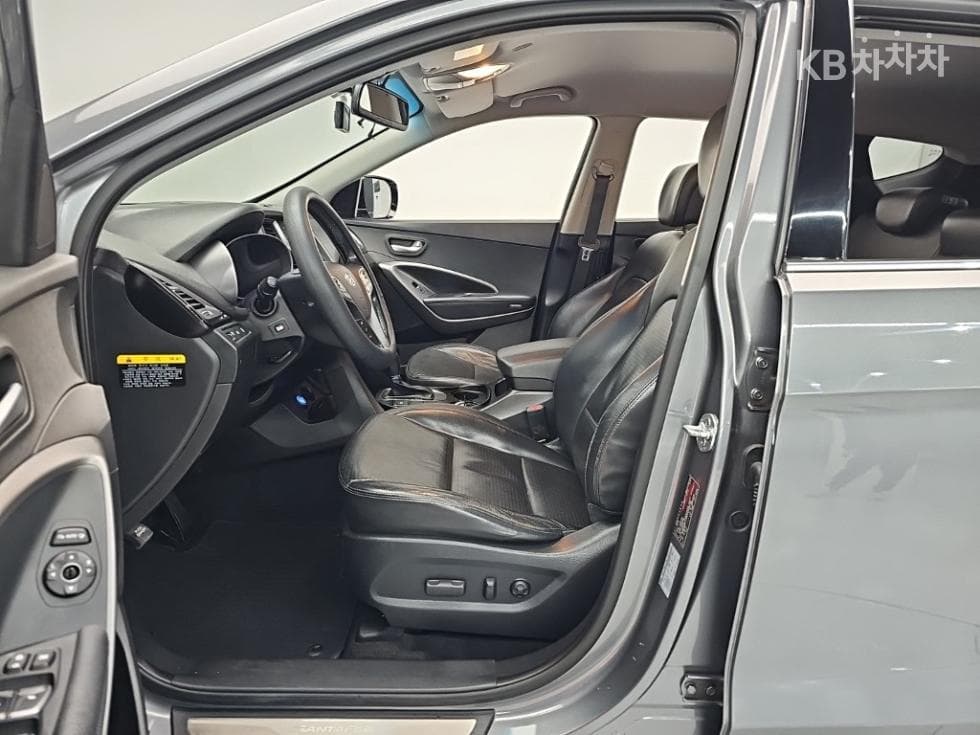 Hyundai Santa Fe DMHyundai R-engine 2.0 diesel 2WD PREMIUM Standard - 11