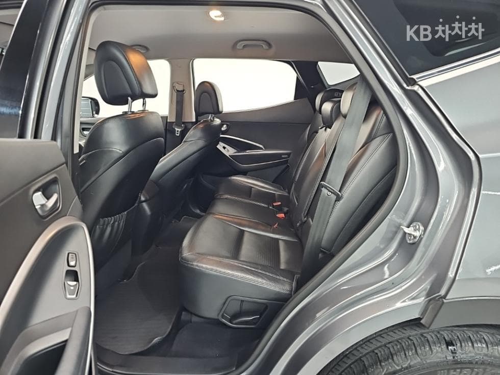 Hyundai Santa Fe DMHyundai R-engine 2.0 diesel 2WD PREMIUM Standard - 12