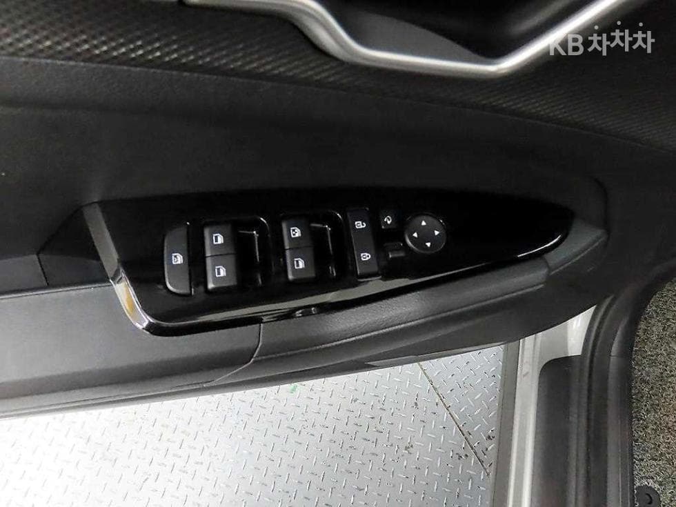 Kia The All New SportageD2.0 2WD Prestige - 7