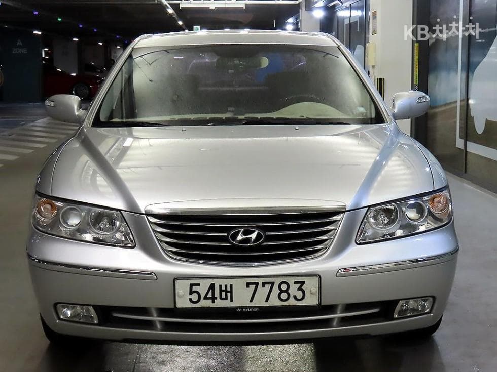 Hyundai Grandeur (Azera)TGQ270 Luxury Standard - 2