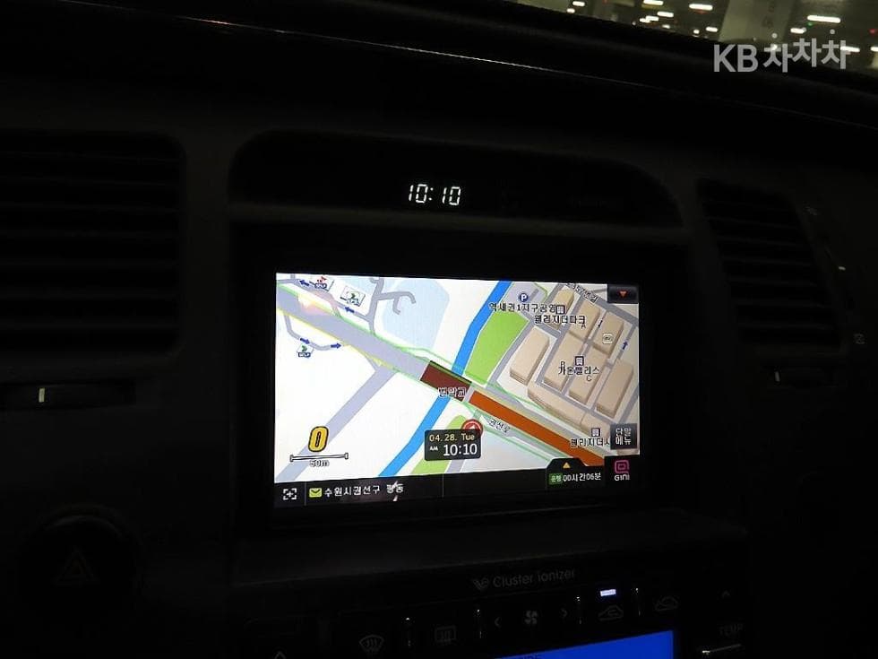 Hyundai Grandeur (Azera)TGQ270 Luxury Standard - 13