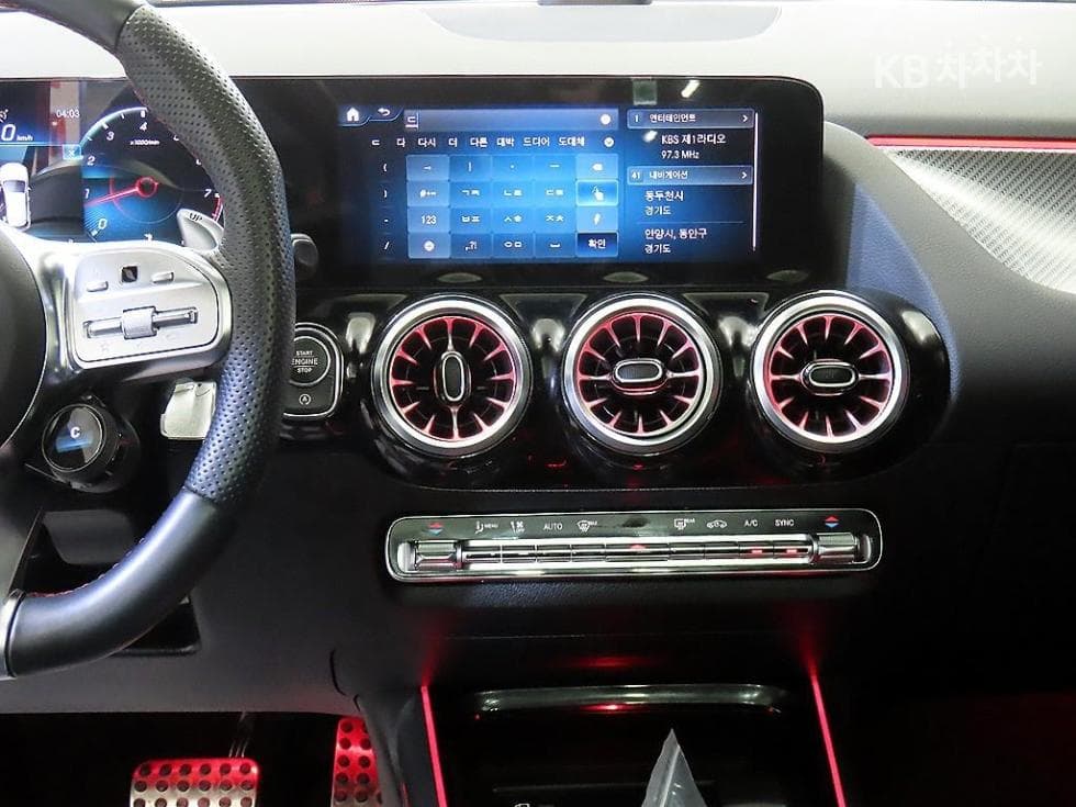 Mercedes-Benz GLA H247M-AMG GLA 45 4Matic+ Standard - 11