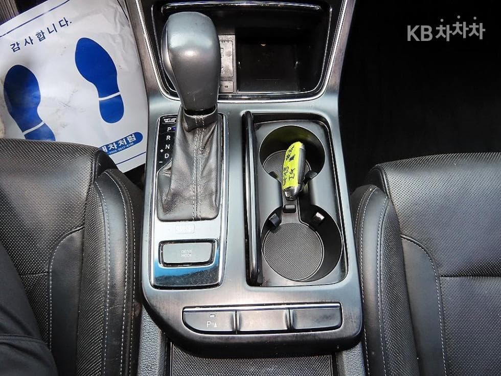 Hyundai Grandeur (Azera)IG3.0 LPi Modern - 10