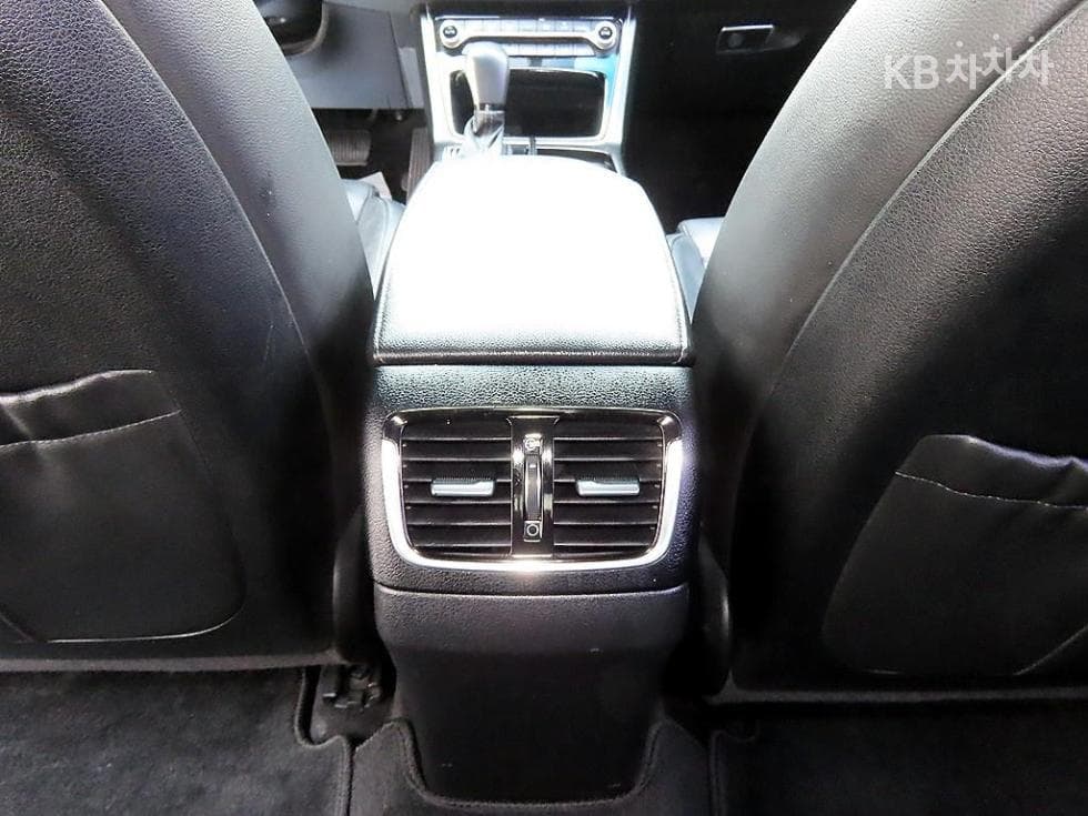 Hyundai Grandeur (Azera)IG3.0 LPi Modern - 18