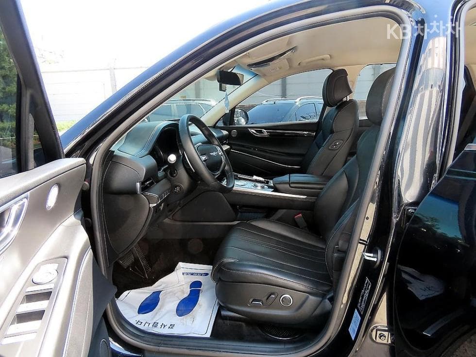 Genesis GV803.0 Diesel AWD - 5