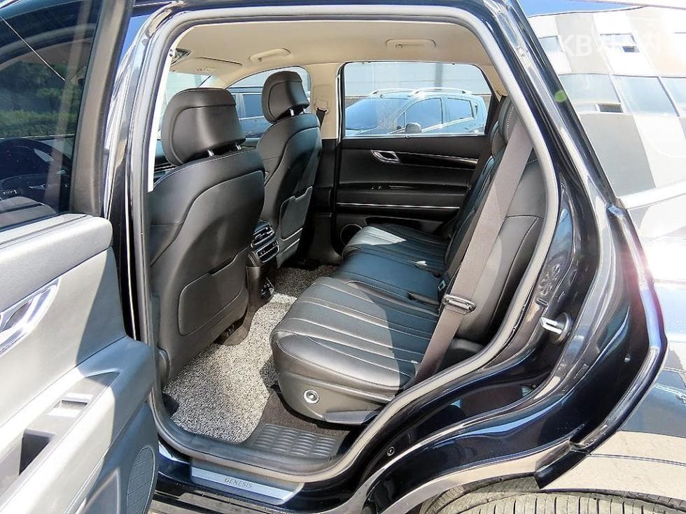 Genesis GV803.0 Diesel AWD - 6