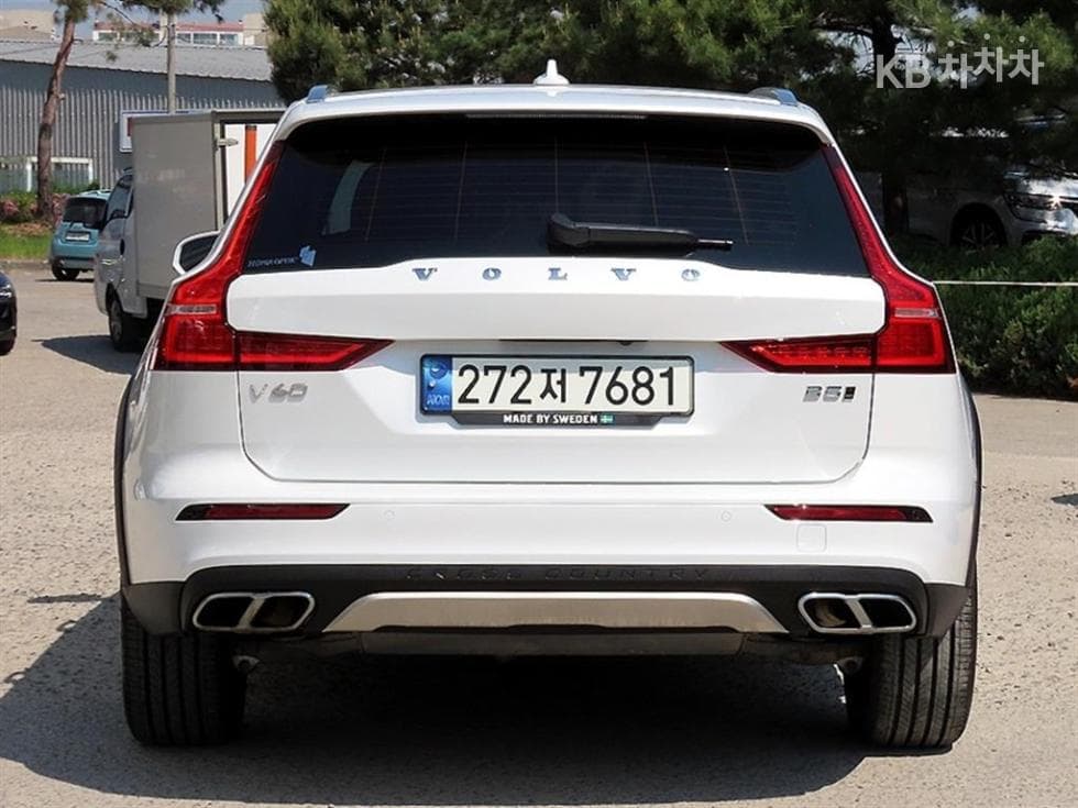 Volvo V60 CC(Second generation)B5 AWD Pro - 4