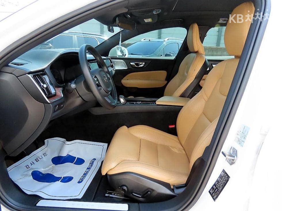 Volvo V60 CC(Second generation)B5 AWD Pro - 5