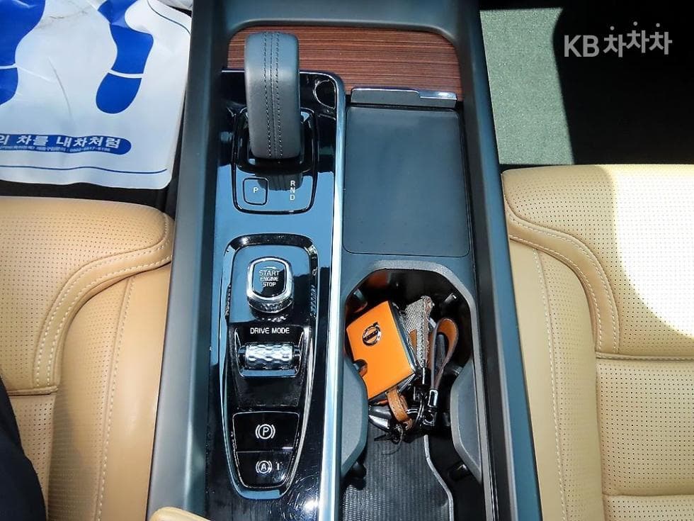 Volvo V60 CC(Second generation)B5 AWD Pro - 11