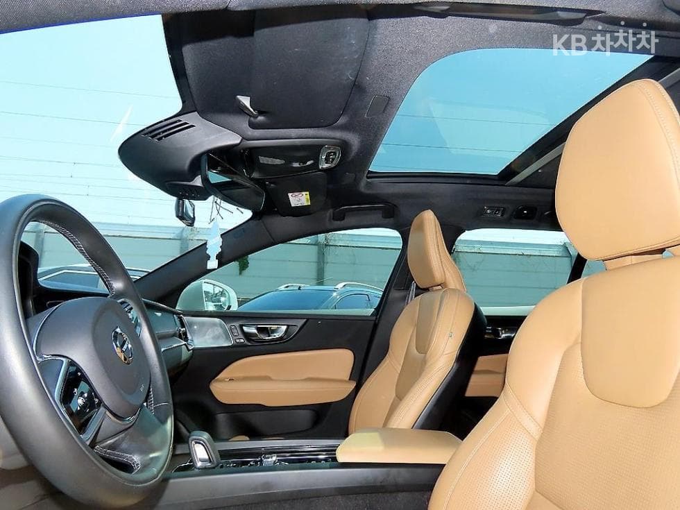 Volvo V60 CC(Second generation)B5 AWD Pro - 16