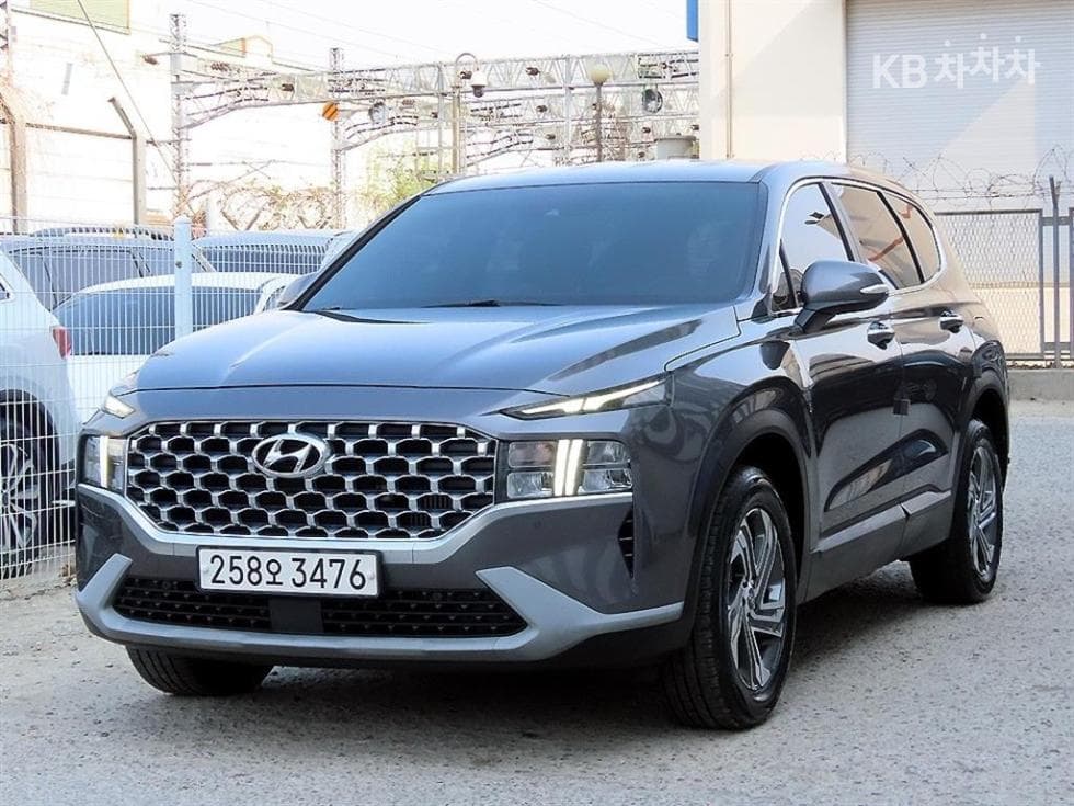 Hyundai The New (facelift) Santa Fe TM Diesel 2.2 2WD Premium 초이스 - Image 1