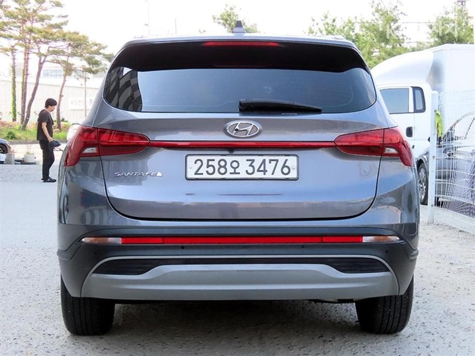 Hyundai The New (facelift) Santa Fe TMDiesel 2.2 2WD Premium 초이스 - 4