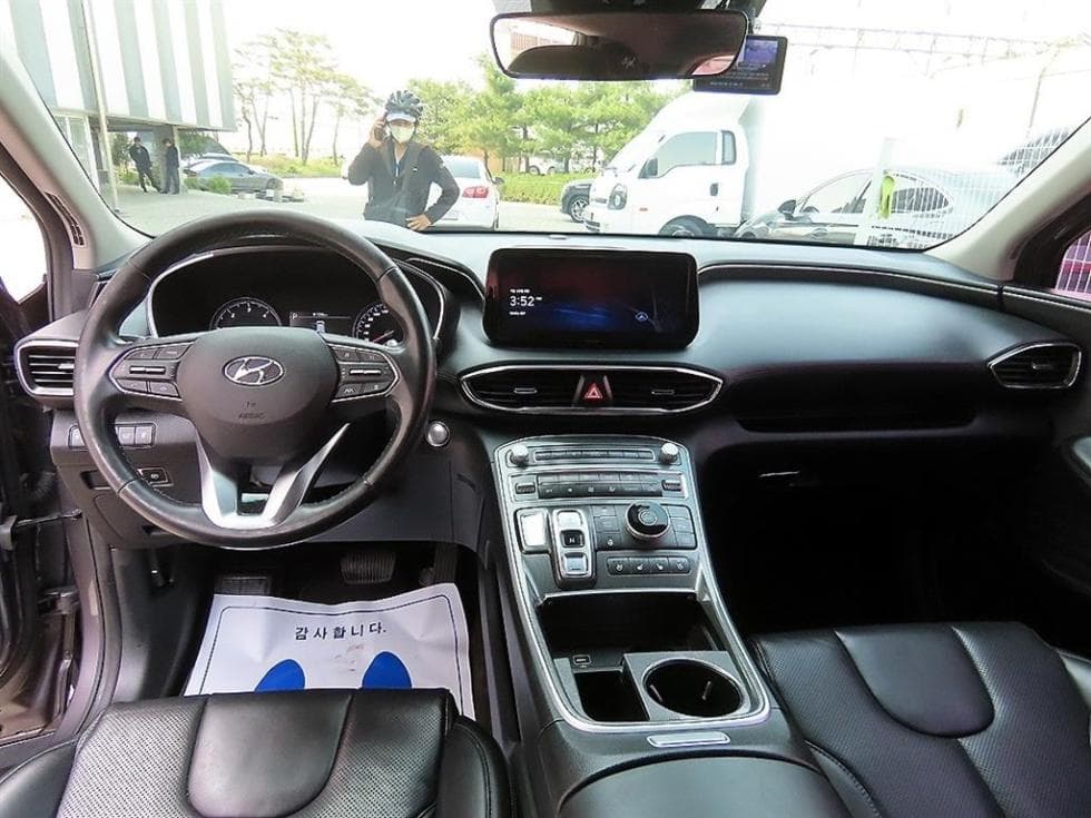 Hyundai The New (facelift) Santa Fe TMDiesel 2.2 2WD Premium 초이스 - 7