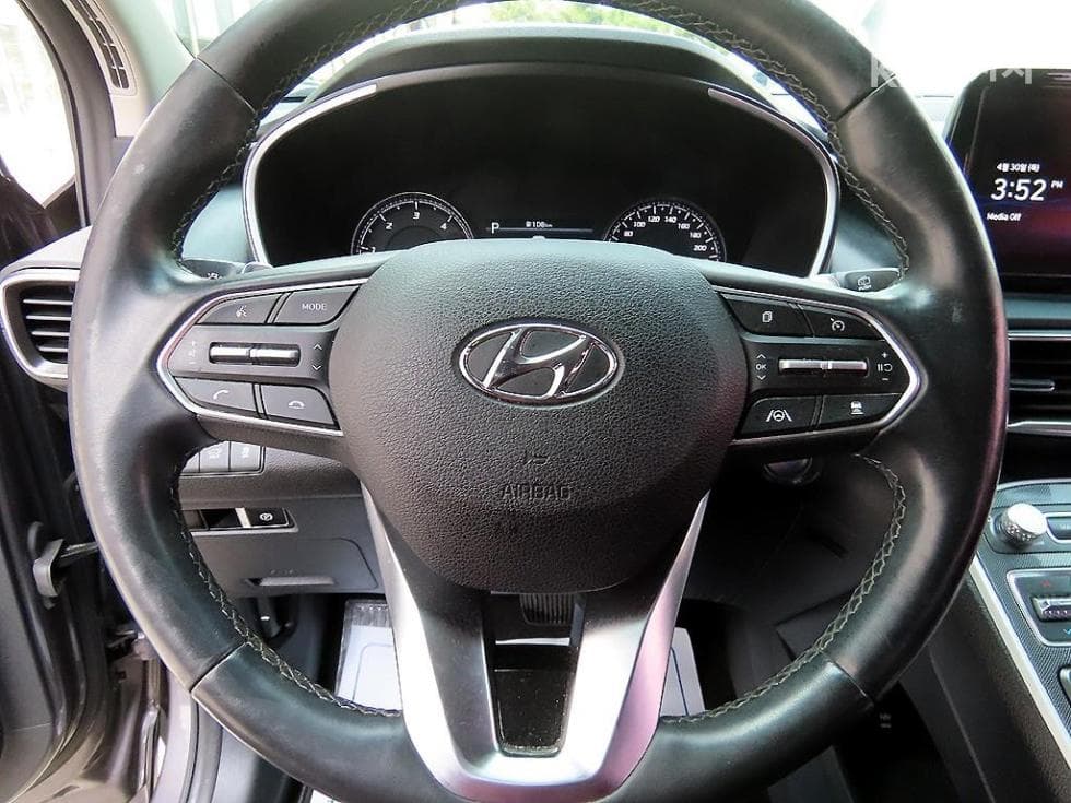 Hyundai The New (facelift) Santa Fe TMDiesel 2.2 2WD Premium 초이스 - 8