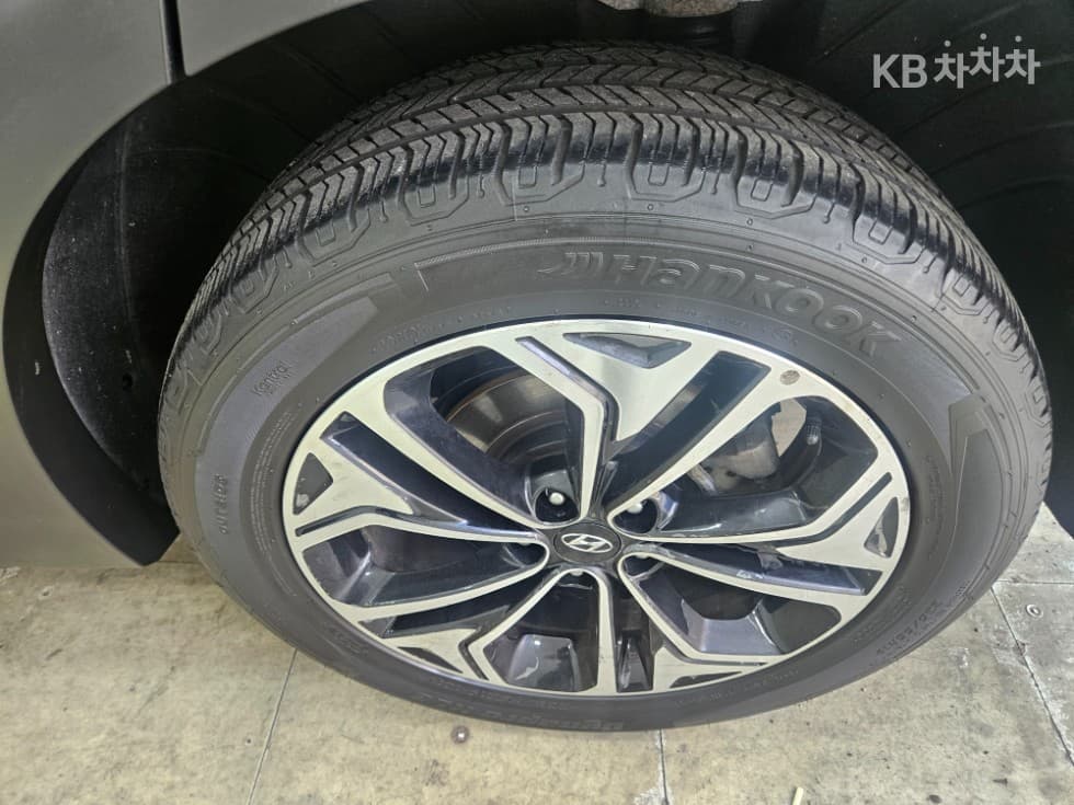 Hyundai Santa Fe TMDiesel 2.0 2WD Exclusive Special (special feature/edition) - 9