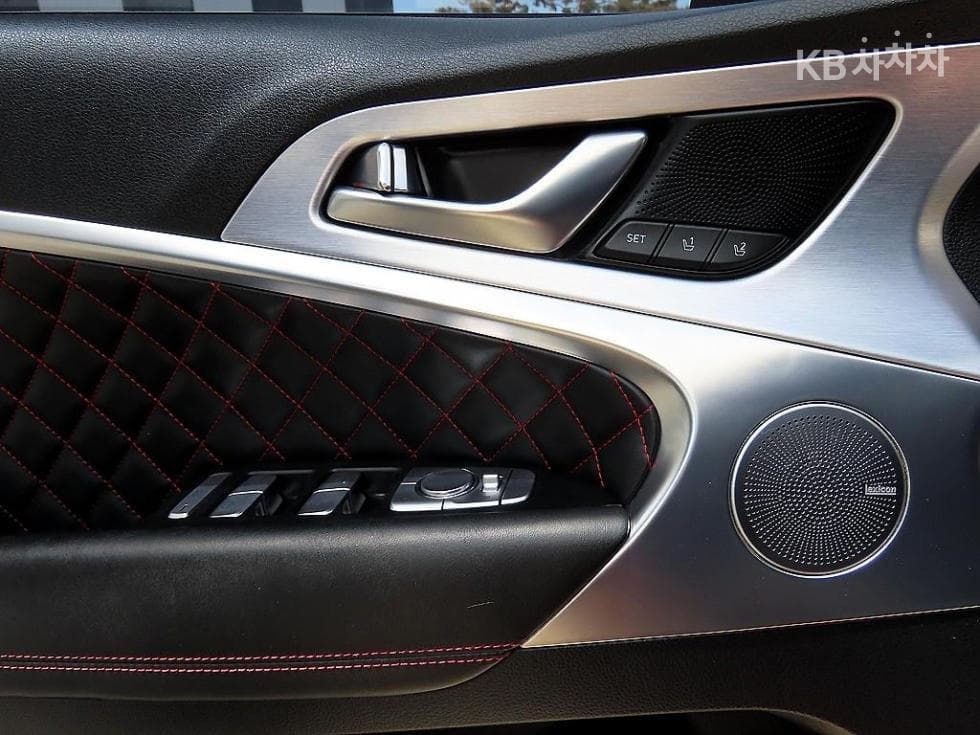 Genesis G70 SPORT3.3T SPORT Supreme - 12