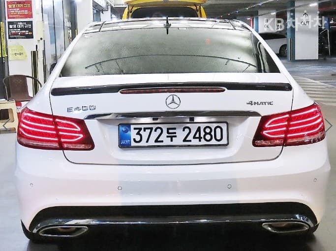 Mercedes-Benz New E-ClassE200 Coupe C207 - 5