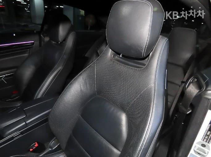 Mercedes-Benz New E-ClassE200 Coupe C207 - 7