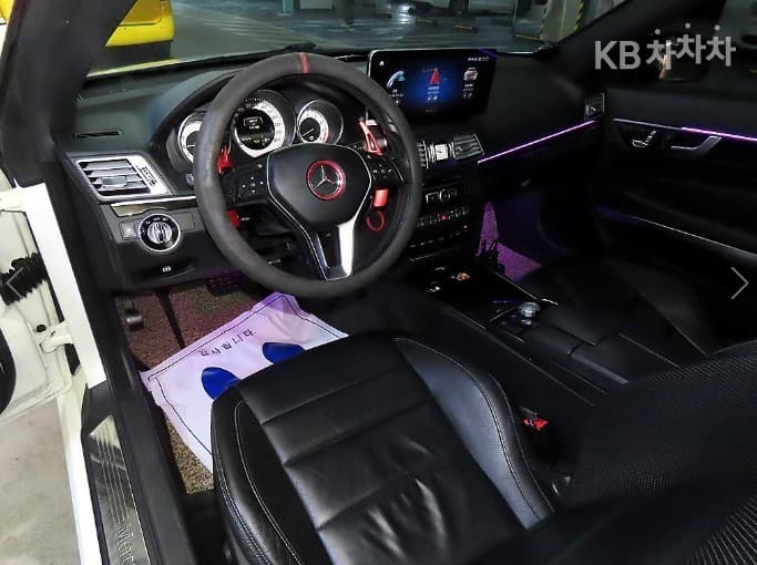Mercedes-Benz New E-ClassE200 Coupe C207 - 10