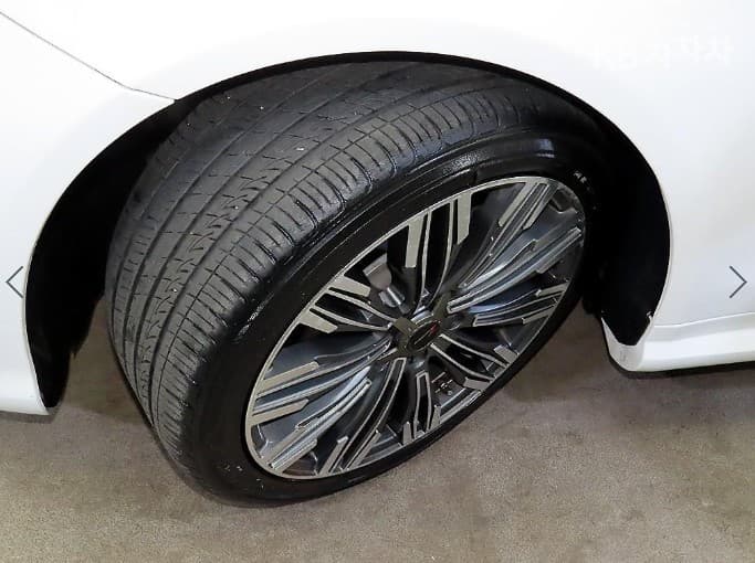 Mercedes-Benz New E-ClassE200 Coupe C207 - 18