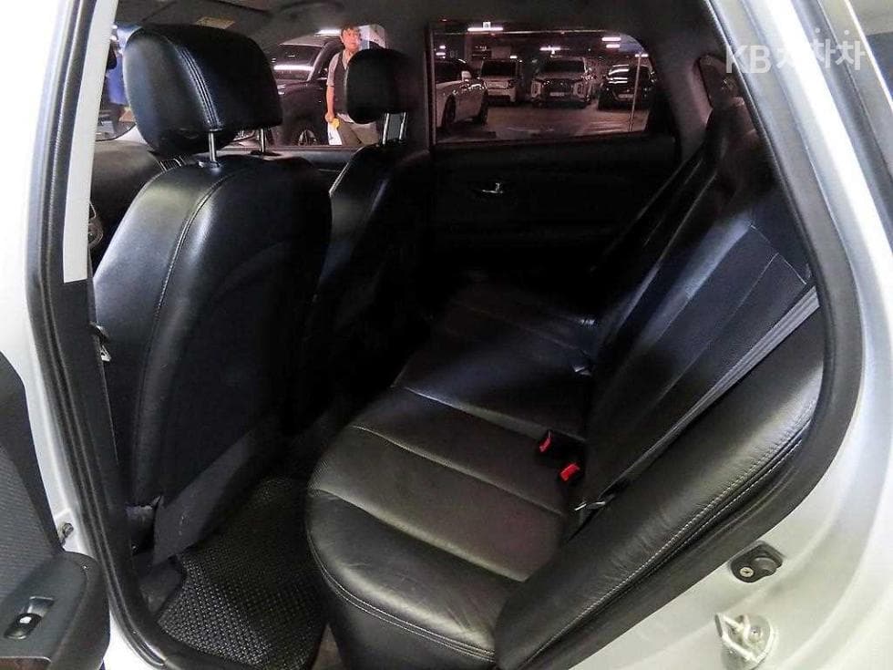 Hyundai Avante (Elantra)HybridHDeIII Standard - 7