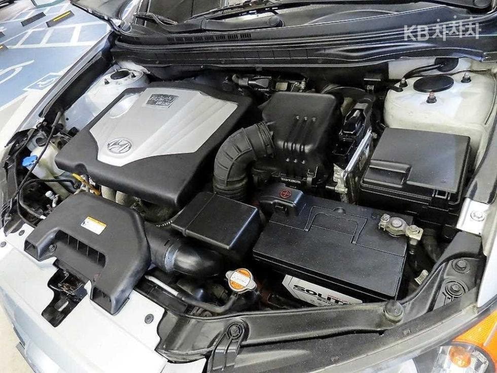 Hyundai Avante (Elantra)HybridHDeIII Standard - 17