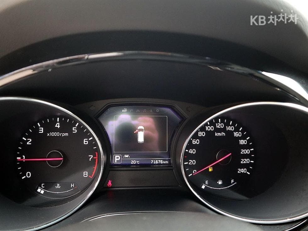 Kia All New Carnival9-seater 3.3 Gasoline Noblesse - 9