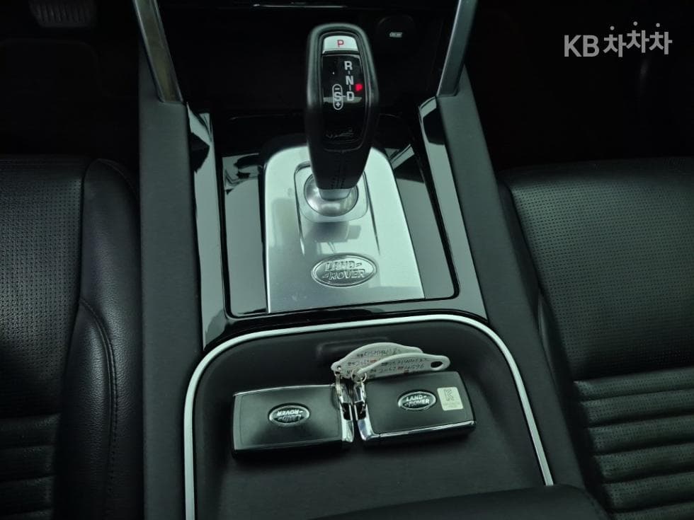 Land Rover 디스커버리 스포츠 Second generationP250 SE - 8