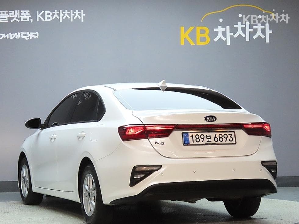 Kia All New K31.6 Gasoline Luxury - 4