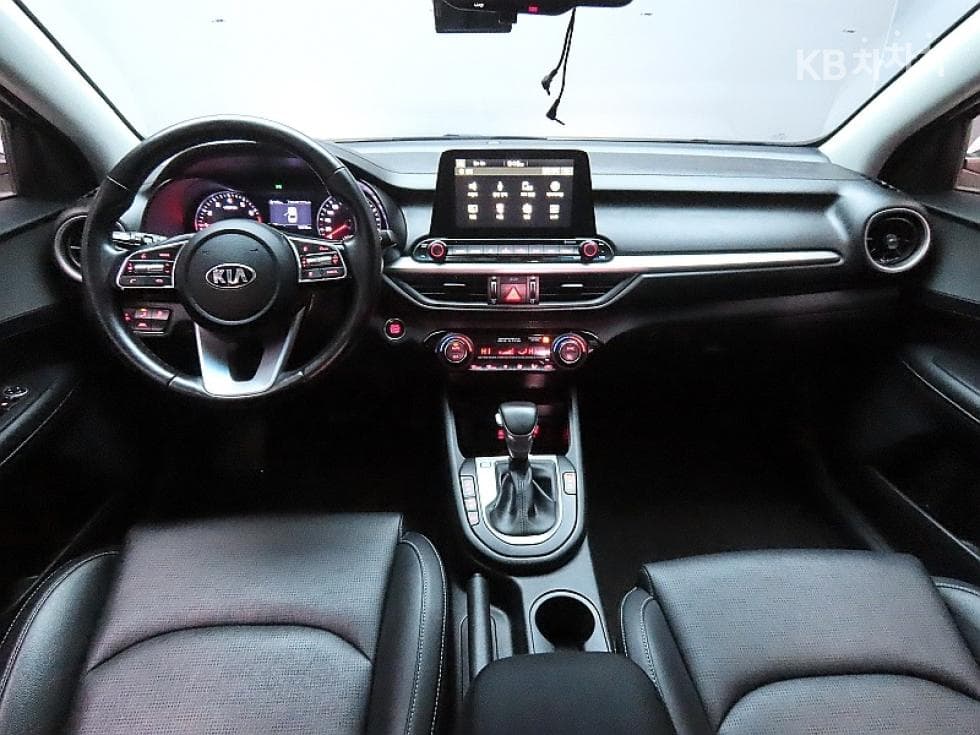 Kia All New K31.6 Gasoline Luxury - 6