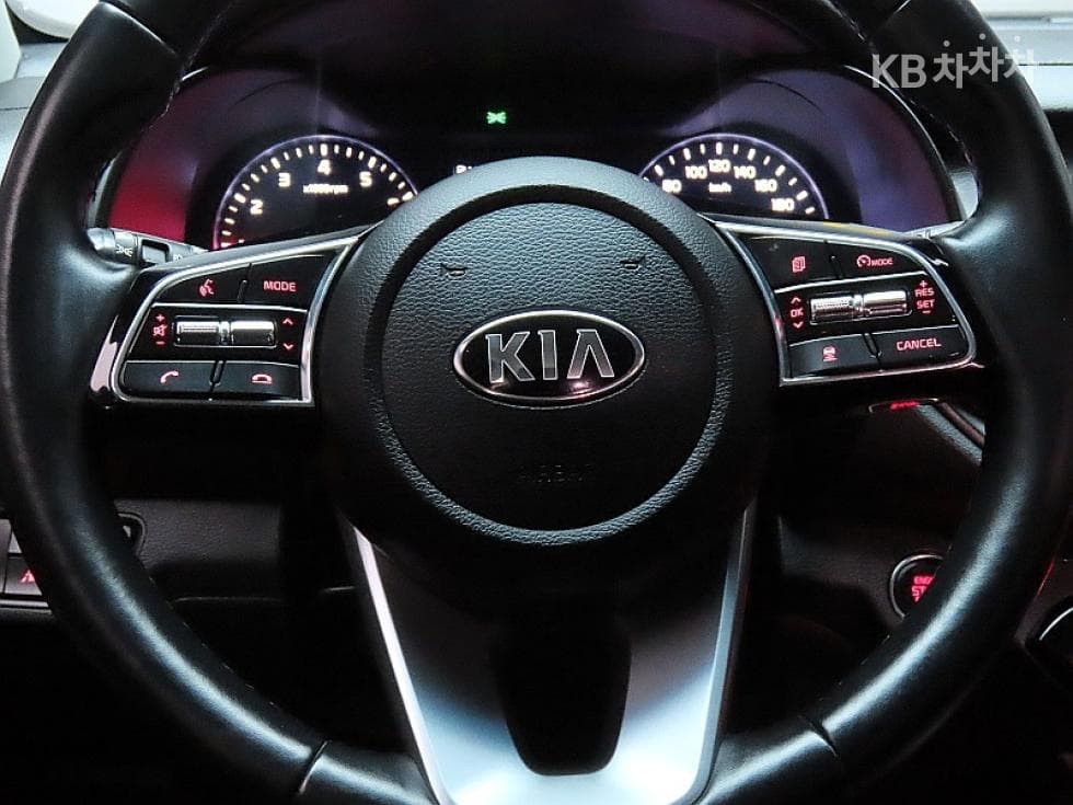 Kia All New K31.6 Gasoline Luxury - 18