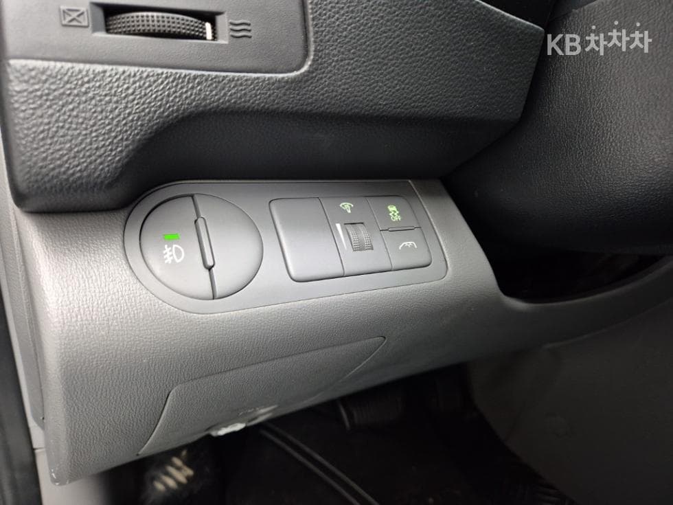 Хюндай Гранд Старекс12-местен Комби CVX 4x4 Premium - 14