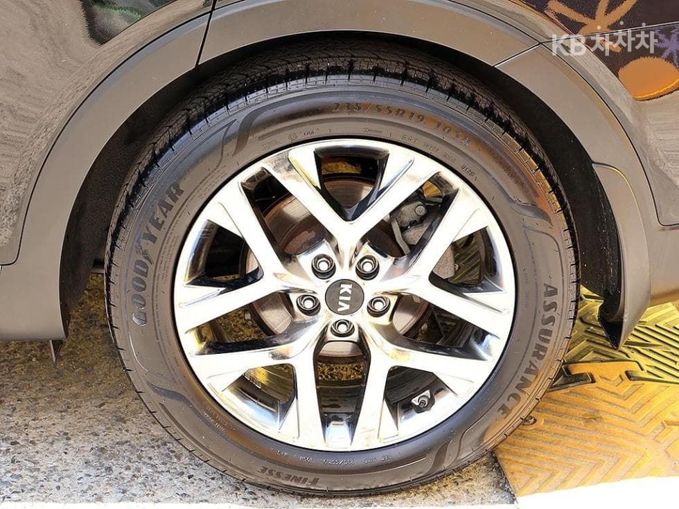 Киа The New (фейслифт) Sorento2.0 Дизел 2WD 마스터 - 17