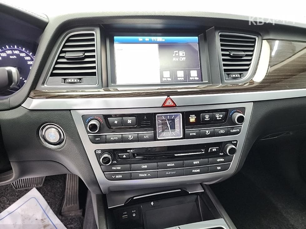 Genesis G803.3 GDI Luxury - 10