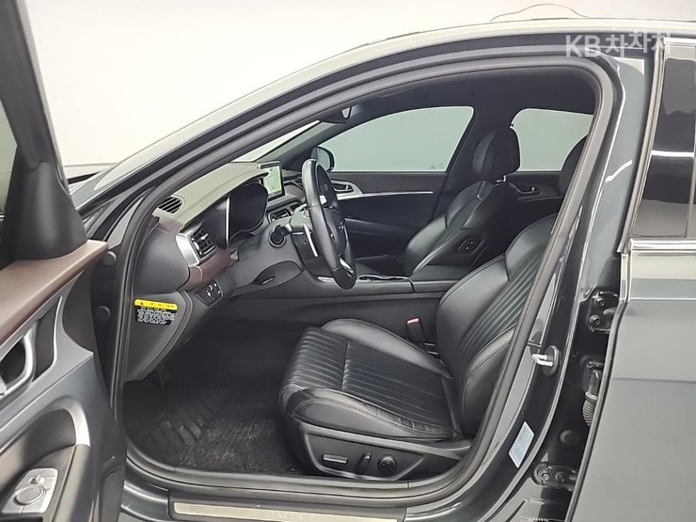 Genesis G702.0T Supreme - 11