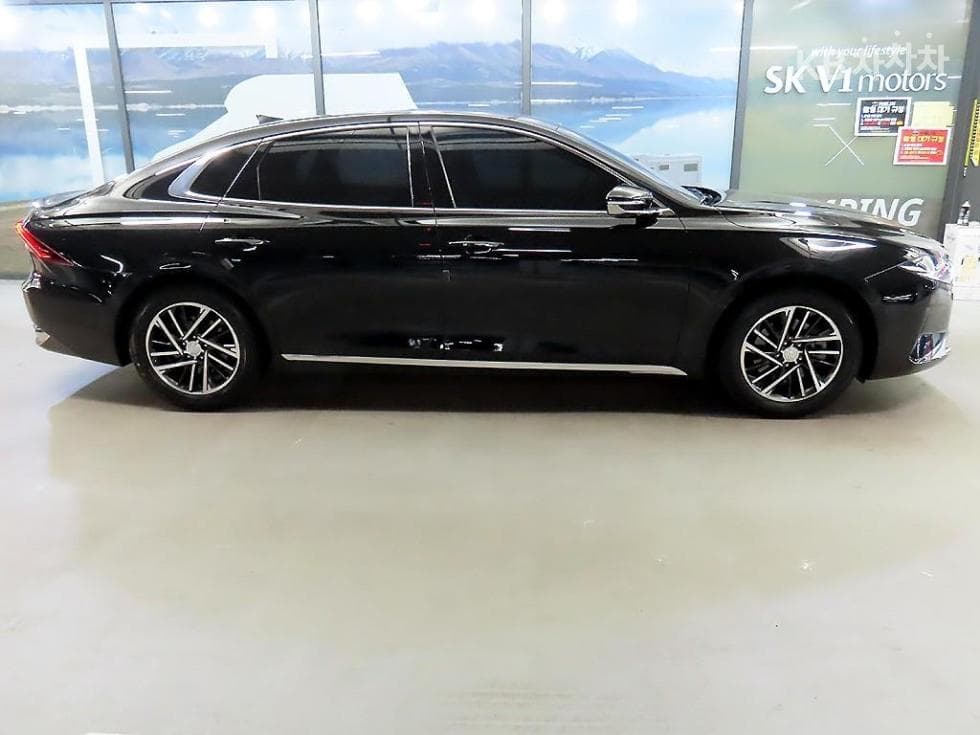Hyundai The New (facelift) Grandeur (Azera)LPi 3.0 Premium - 3