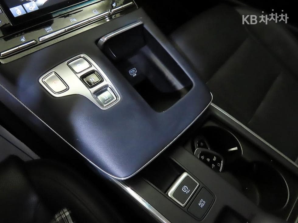 Hyundai The New (facelift) Grandeur (Azera)LPi 3.0 Premium - 12