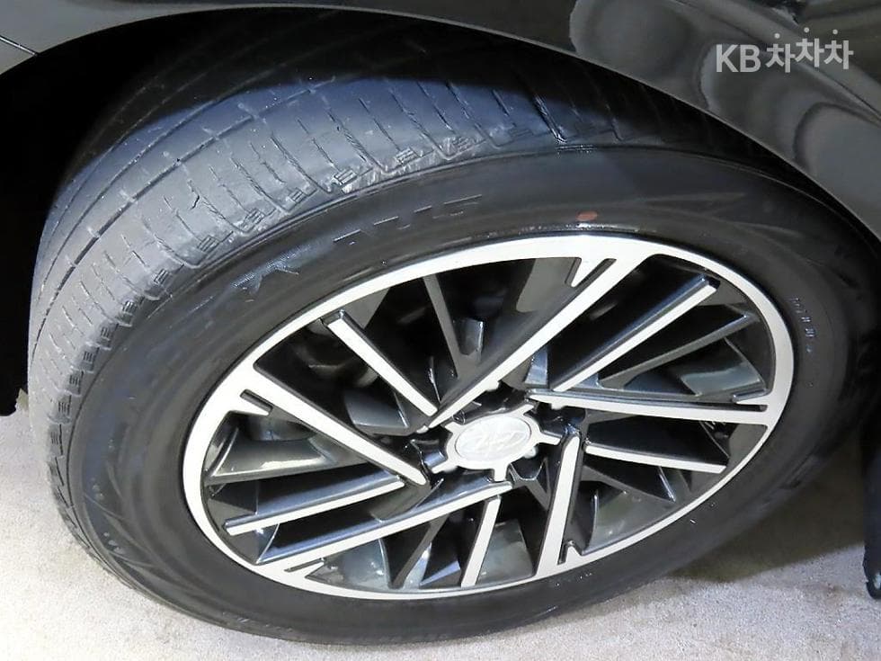 Hyundai The New (facelift) Grandeur (Azera)LPi 3.0 Premium - 20